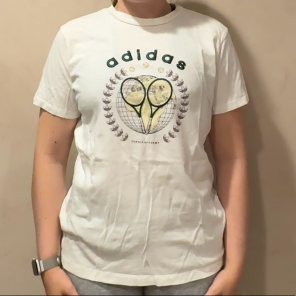 ADIDAS TENNIS GRAPHIC TEE 🎾